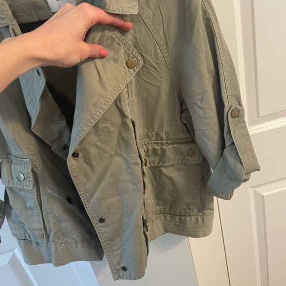 Adorable green army jacket - Picture 6 of 7